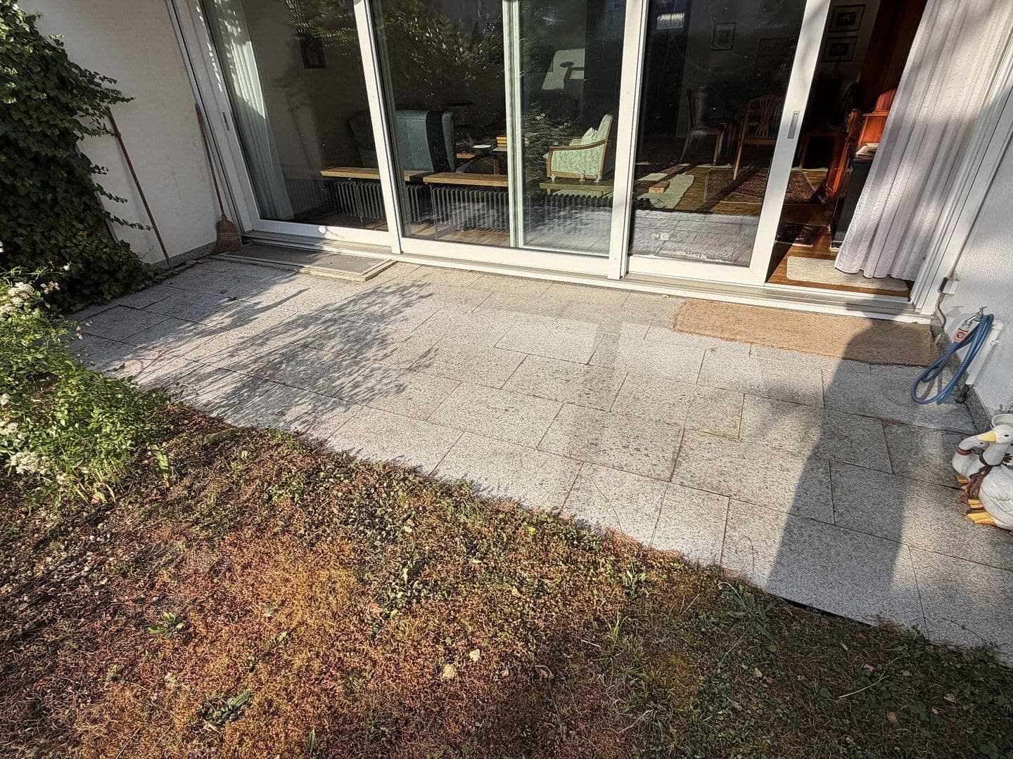 Prodej domu 119 m², pozemek 221 m², Reutlinger Straße 15, Tamm, Bádensko-Württembersko Prodej domu 119 m², pozemek 221 m², Reutlinger Straße 15, Tamm, Bádensko-Württembersko