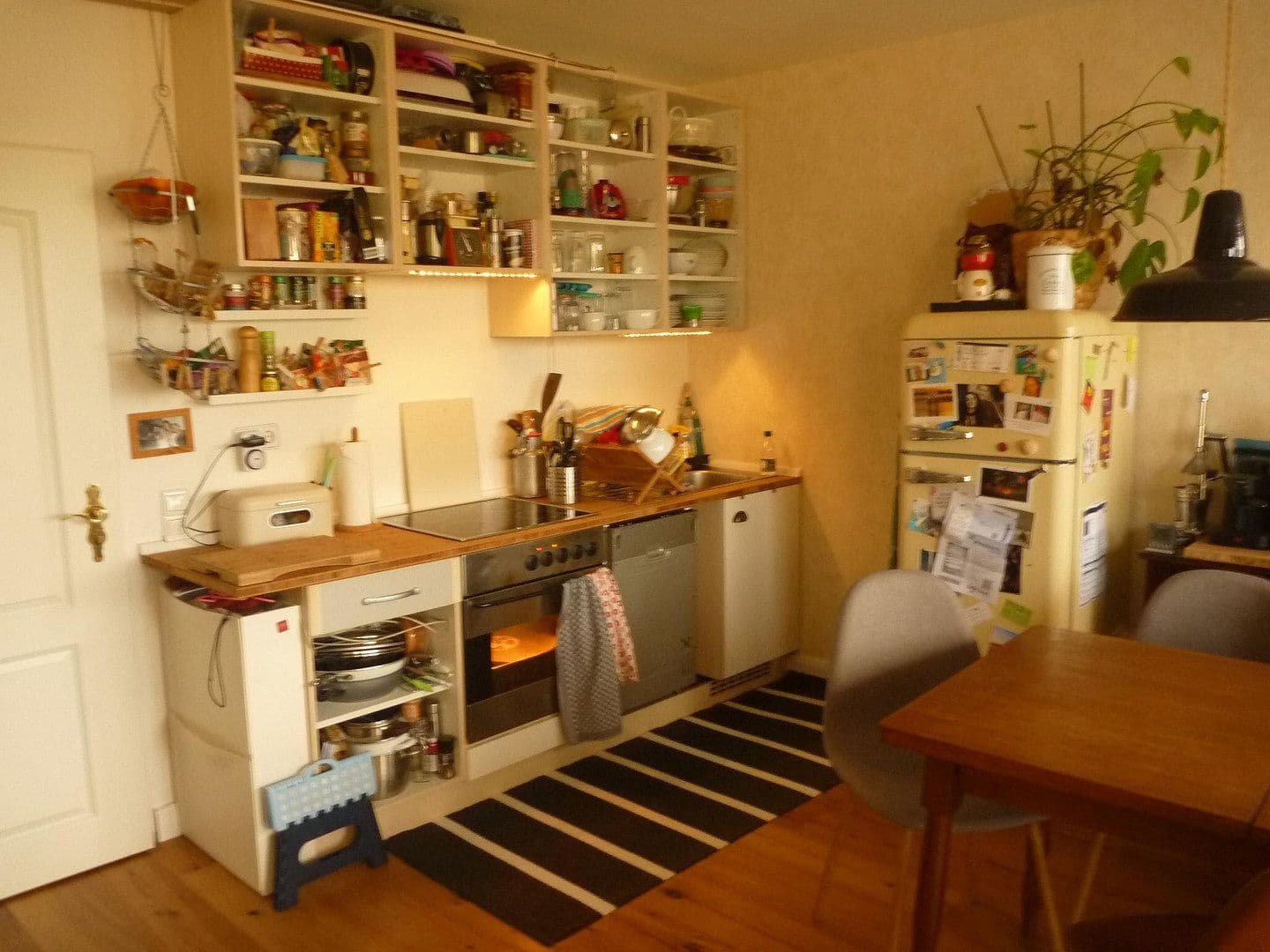 Prodej bytu 2+1 38 m², Köln, Severní Porýní-Vestfálsko Prodej bytu 2+1 38 m², Köln, Severní Porýní-Vestfálsko