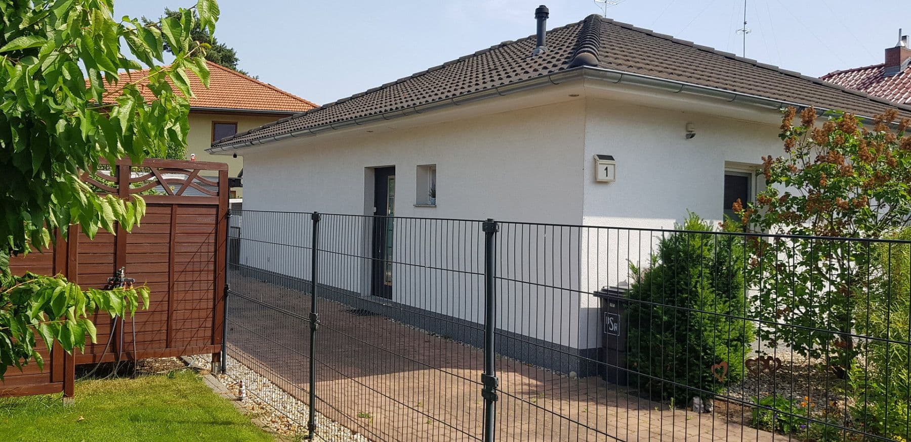 Prodej domu 75 m², pozemek 454 m², Berlin-Altglienicke, Berlín Prodej domu 75 m², pozemek 454 m², Berlin-Altglienicke, Berlín