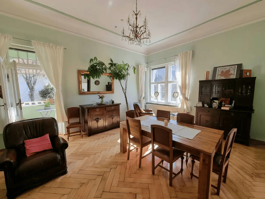 Prodej domu 273 m², pozemek 661 m², Buchholzstraße 24, Naumburg (Saale), Sasko-Anhaltsko Prodej domu 273 m², pozemek 661 m², Buchholzstraße 24, Naumburg (Saale), Sasko-Anhaltsko