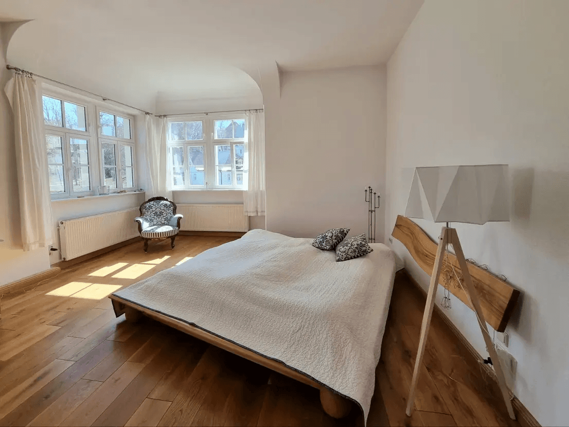 Prodej domu 273 m², pozemek 661 m², Buchholzstraße 24, Naumburg (Saale), Sasko-Anhaltsko Prodej domu 273 m², pozemek 661 m², Buchholzstraße 24, Naumburg (Saale), Sasko-Anhaltsko