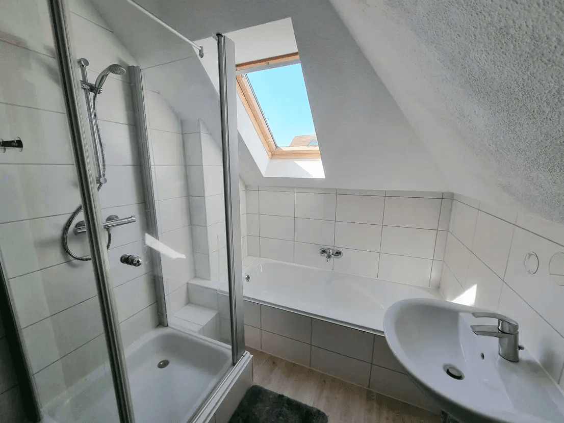 Prodej domu 273 m², pozemek 661 m², Buchholzstraße 24, Naumburg (Saale), Sasko-Anhaltsko Prodej domu 273 m², pozemek 661 m², Buchholzstraße 24, Naumburg (Saale), Sasko-Anhaltsko