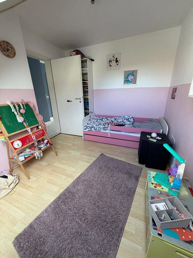 Pronájem bytu 4+kk 105 m², Brühl, Bádensko-Württembersko Pronájem bytu 4+kk 105 m², Brühl, Bádensko-Württembersko