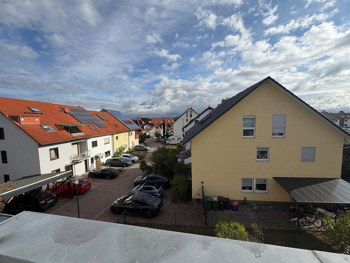 Pronájem bytu 4+kk 105 m², Brühl, Bádensko-Württembersko Pronájem bytu 4+kk 105 m², Brühl, Bádensko-Württembersko
