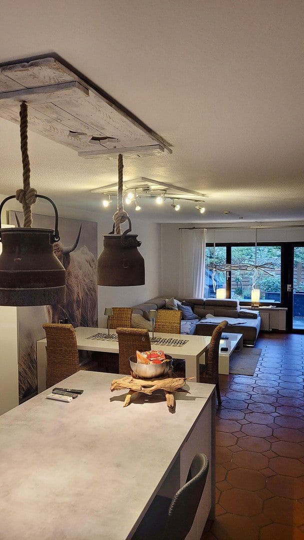Pronájem bytu 3+kk 115 m², Wiesbaden, Hessen Pronájem bytu 3+kk 115 m², Wiesbaden, Hessen
