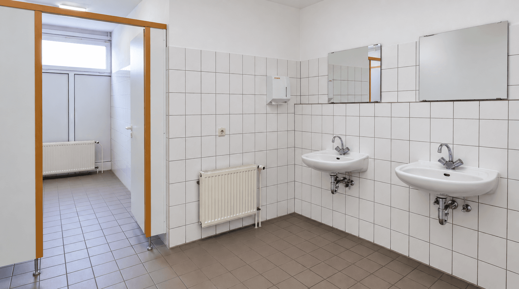 Pronájem nebytového prostoru 22.000 m², Steinbergstr. 3, Leipzig OT Holzhausen, Sasko Pronájem nebytového prostoru 22.000 m², Steinbergstr. 3, Leipzig OT Holzhausen, Sasko