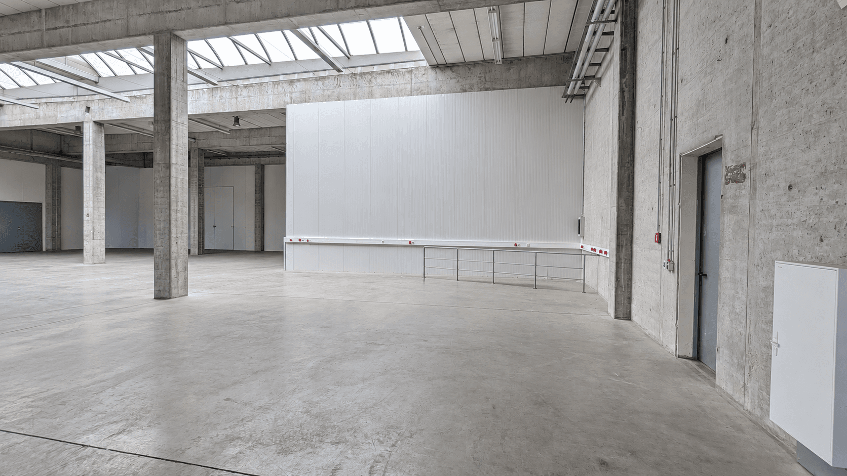 Pronájem nebytového prostoru 22.000 m², Steinbergstr. 3, Leipzig OT Holzhausen, Sasko Pronájem nebytového prostoru 22.000 m², Steinbergstr. 3, Leipzig OT Holzhausen, Sasko