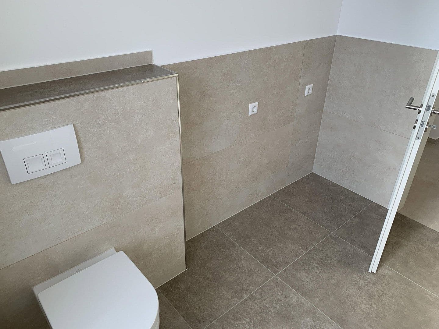 Pronájem bytu 3+1 86 m², Hirschäckerstraße 2, Karlsruhe, Bádensko-Württembersko Pronájem bytu 3+1 86 m², Hirschäckerstraße 2, Karlsruhe, Bádensko-Württembersko