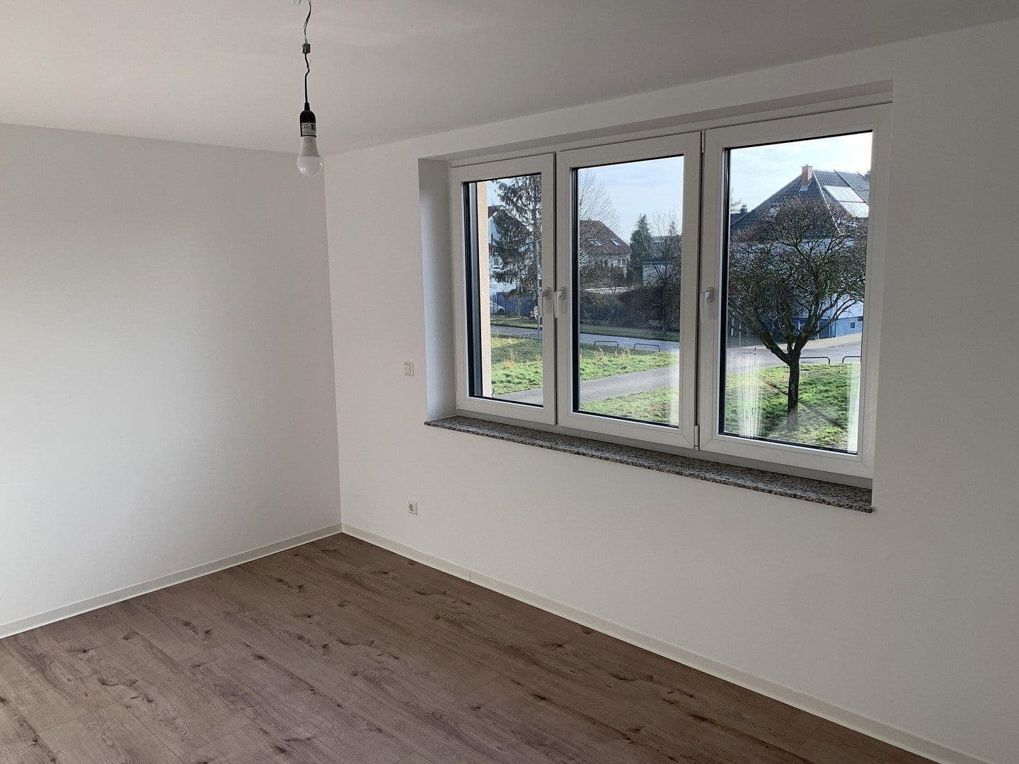 Pronájem bytu 3+1 86 m², Hirschäckerstraße 2, Karlsruhe, Bádensko-Württembersko Pronájem bytu 3+1 86 m², Hirschäckerstraße 2, Karlsruhe, Bádensko-Württembersko