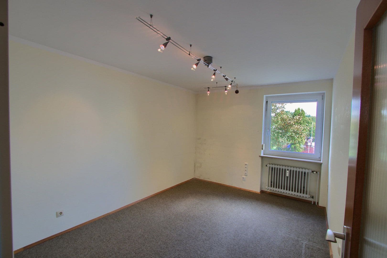 Prodej bytu 4+1 94 m², Oskar-von-Miller-Str. 40, Straubing, Bavorsko Prodej bytu 4+1 94 m², Oskar-von-Miller-Str. 40, Straubing, Bavorsko