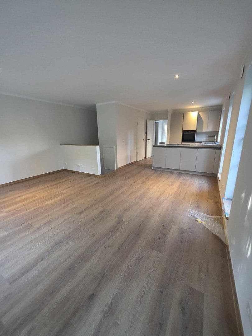 Pronájem bytu 4+1 122 m², Hamburg, Hamburg Pronájem bytu 4+1 122 m², Hamburg, Hamburg