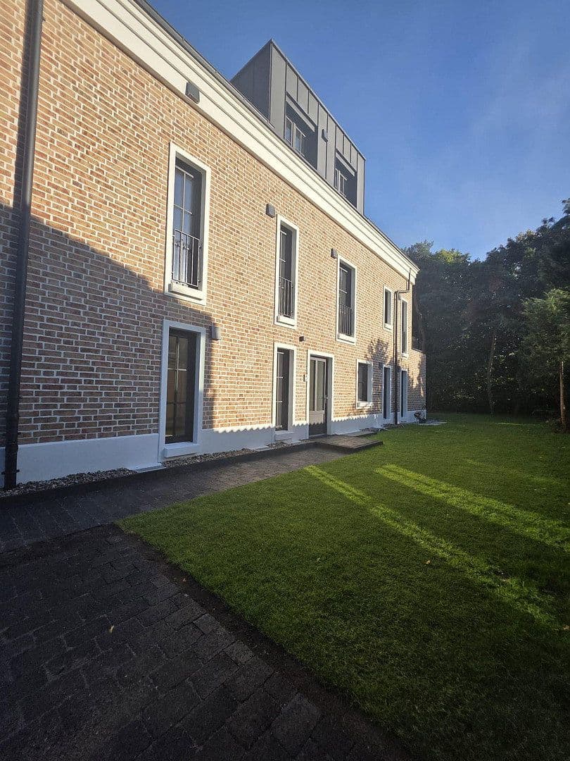 Pronájem bytu 4+1 122 m², Hamburg, Hamburg Pronájem bytu 4+1 122 m², Hamburg, Hamburg