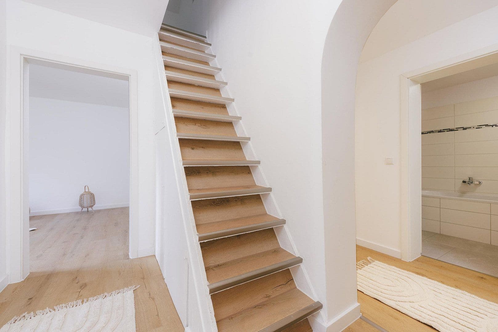 Prodej domu 104 m², pozemek 1.140 m², Falkensee, Braniborsko Prodej domu 104 m², pozemek 1.140 m², Falkensee, Braniborsko