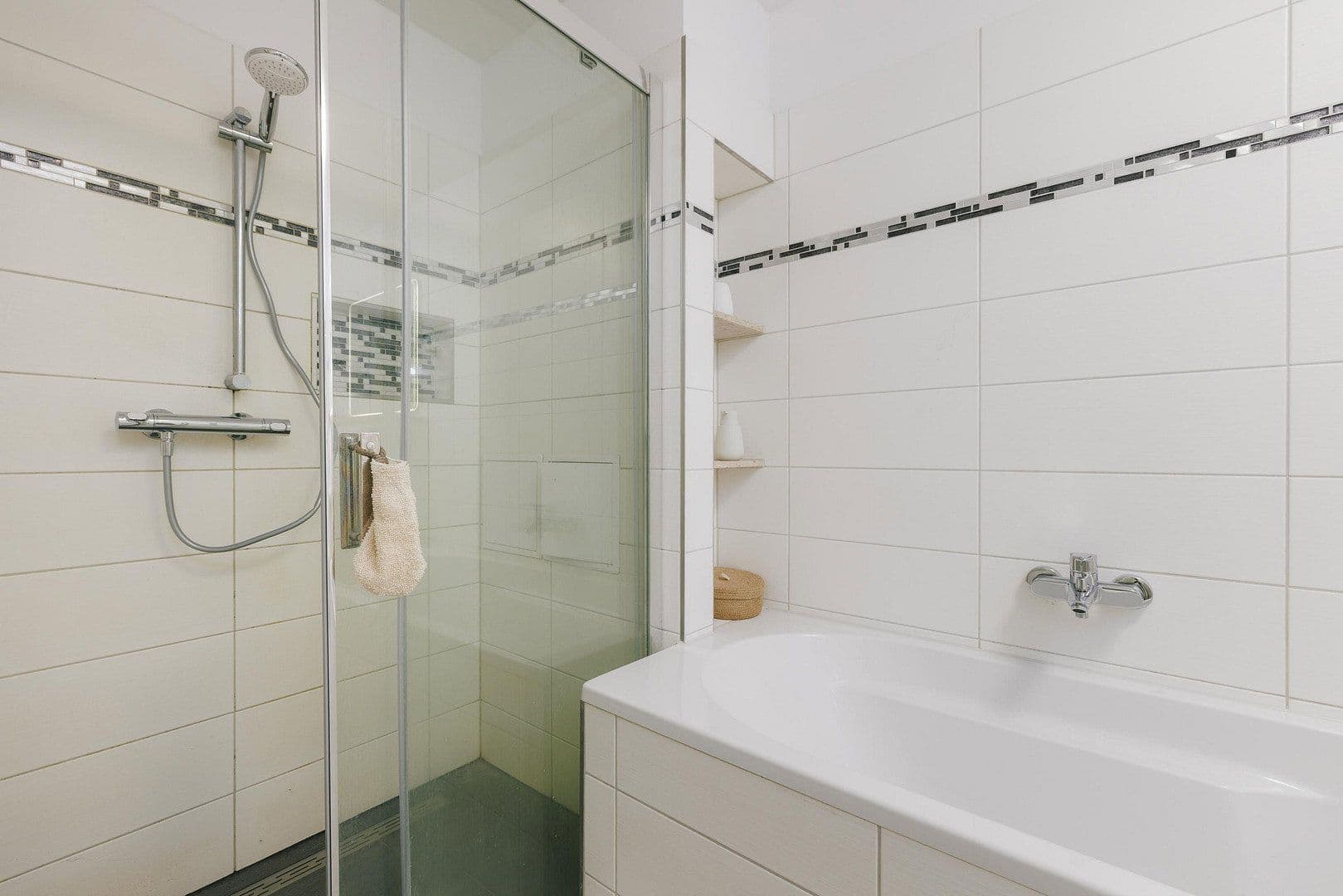 Prodej domu 104 m², pozemek 1.140 m², Falkensee, Braniborsko Prodej domu 104 m², pozemek 1.140 m², Falkensee, Braniborsko