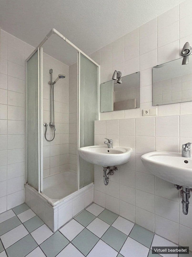 Prodej bytu 3+1 71 m², Reutlingen, Bádensko-Württembersko Prodej bytu 3+1 71 m², Reutlingen, Bádensko-Württembersko