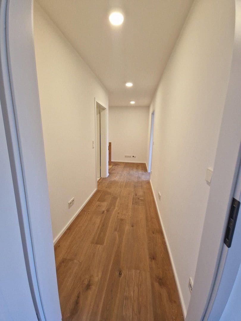 Pronájem bytu 3+1 84 m², Wallstraße 8, Trier, Porýní-Falc Pronájem bytu 3+1 84 m², Wallstraße 8, Trier, Porýní-Falc