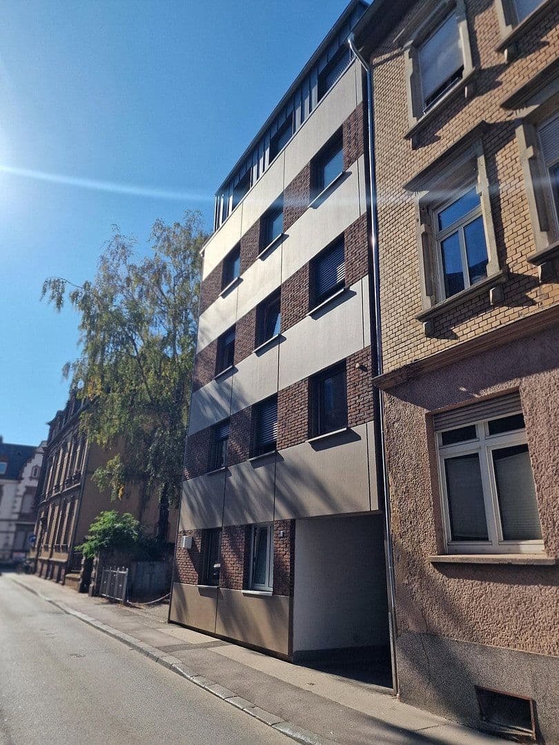 Pronájem bytu 3+1 84 m², Wallstraße 8, Trier, Porýní-Falc Pronájem bytu 3+1 84 m², Wallstraße 8, Trier, Porýní-Falc