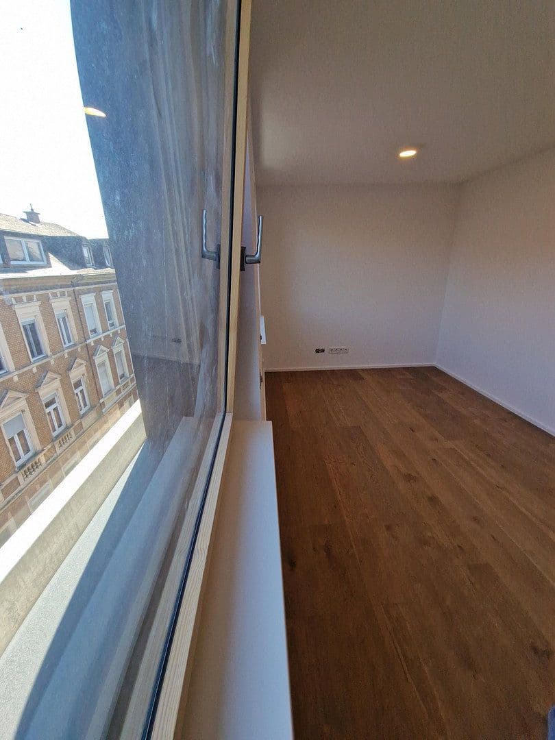 Pronájem bytu 3+1 84 m², Wallstraße 8, Trier, Porýní-Falc Pronájem bytu 3+1 84 m², Wallstraße 8, Trier, Porýní-Falc