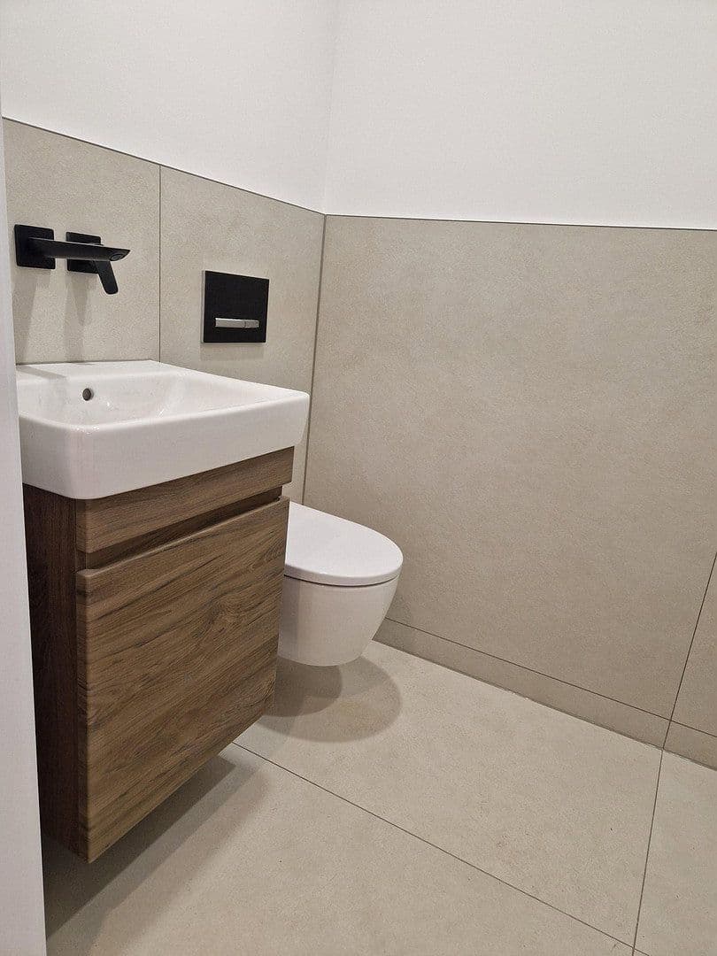Pronájem bytu 3+1 84 m², Wallstraße 8, Trier, Porýní-Falc Pronájem bytu 3+1 84 m², Wallstraße 8, Trier, Porýní-Falc