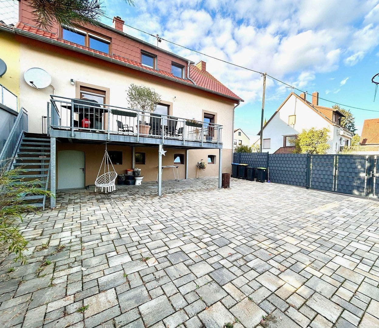 Prodej domu 175 m², pozemek 865 m², Neunkirchen, Země Sársko Prodej domu 175 m², pozemek 865 m², Neunkirchen, Země Sársko