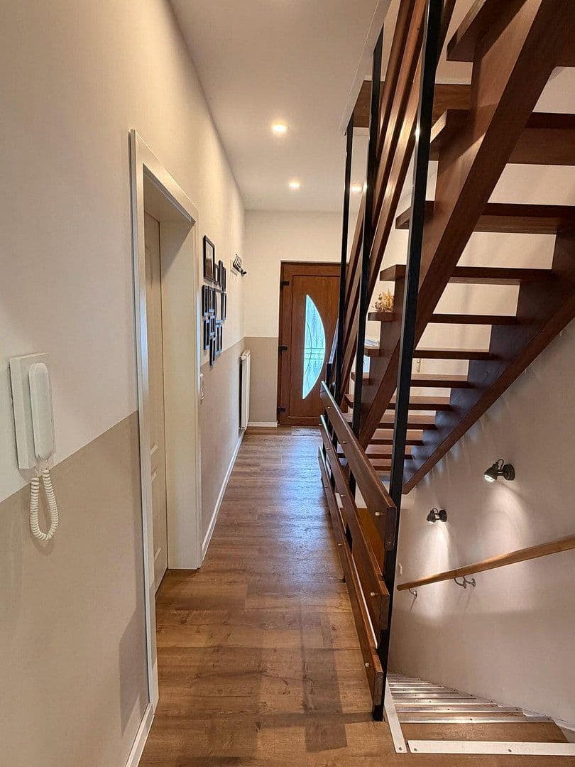 Prodej domu 175 m², pozemek 865 m², Neunkirchen, Země Sársko Prodej domu 175 m², pozemek 865 m², Neunkirchen, Země Sársko