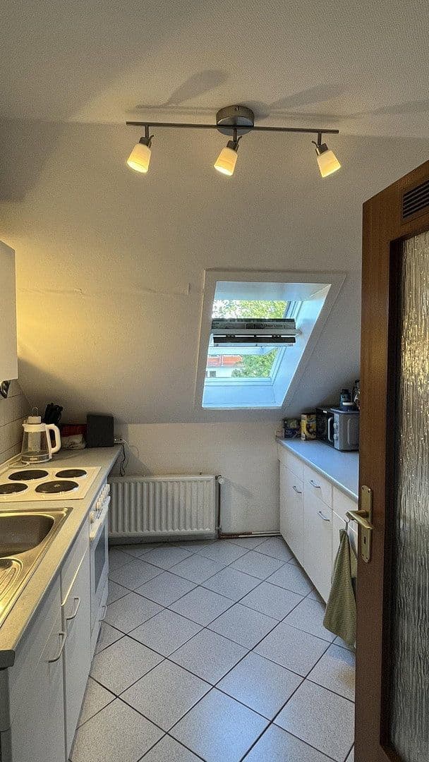 Pronájem bytu 1+kk 50 m², Salamancaweg 6, Hannover, Dolní Sasko Pronájem bytu 1+kk 50 m², Salamancaweg 6, Hannover, Dolní Sasko