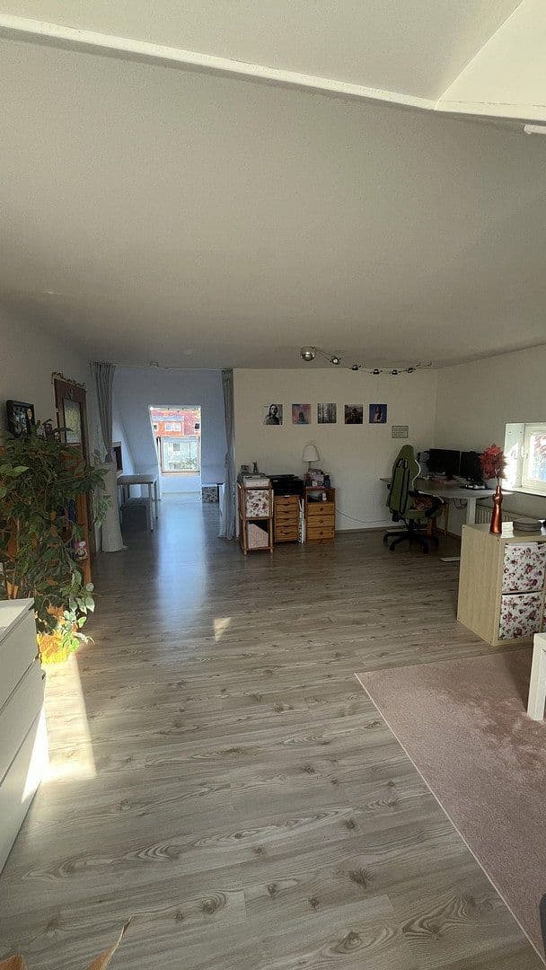 Pronájem bytu 1+kk 50 m², Salamancaweg 6, Hannover, Dolní Sasko Pronájem bytu 1+kk 50 m², Salamancaweg 6, Hannover, Dolní Sasko