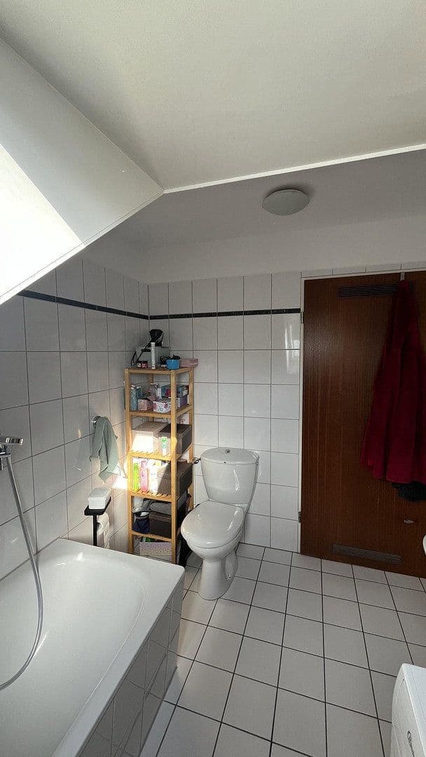 Pronájem bytu 1+kk 50 m², Salamancaweg 6, Hannover, Dolní Sasko Pronájem bytu 1+kk 50 m², Salamancaweg 6, Hannover, Dolní Sasko