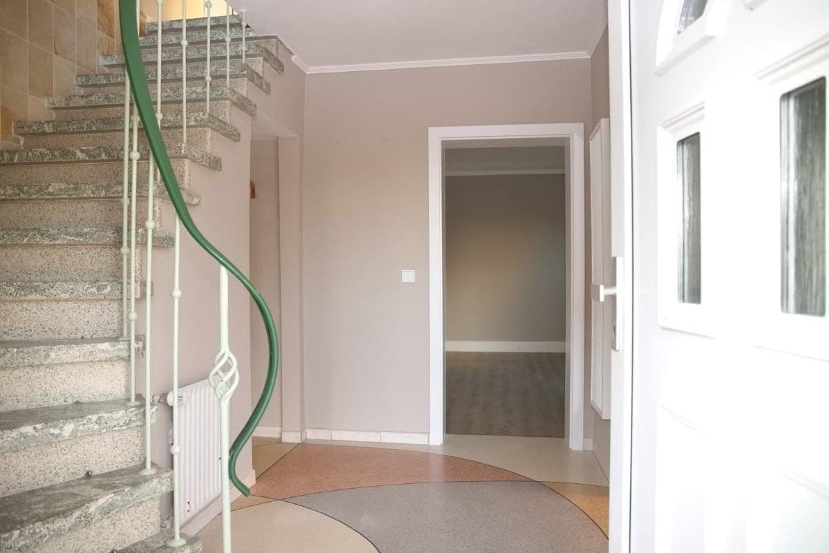 Prodej domu 123 m², pozemek 674 m², Rosenstr. 24, Grömitz, Šlesvicko-Holštýnsko Prodej domu 123 m², pozemek 674 m², Rosenstr. 24, Grömitz, Šlesvicko-Holštýnsko