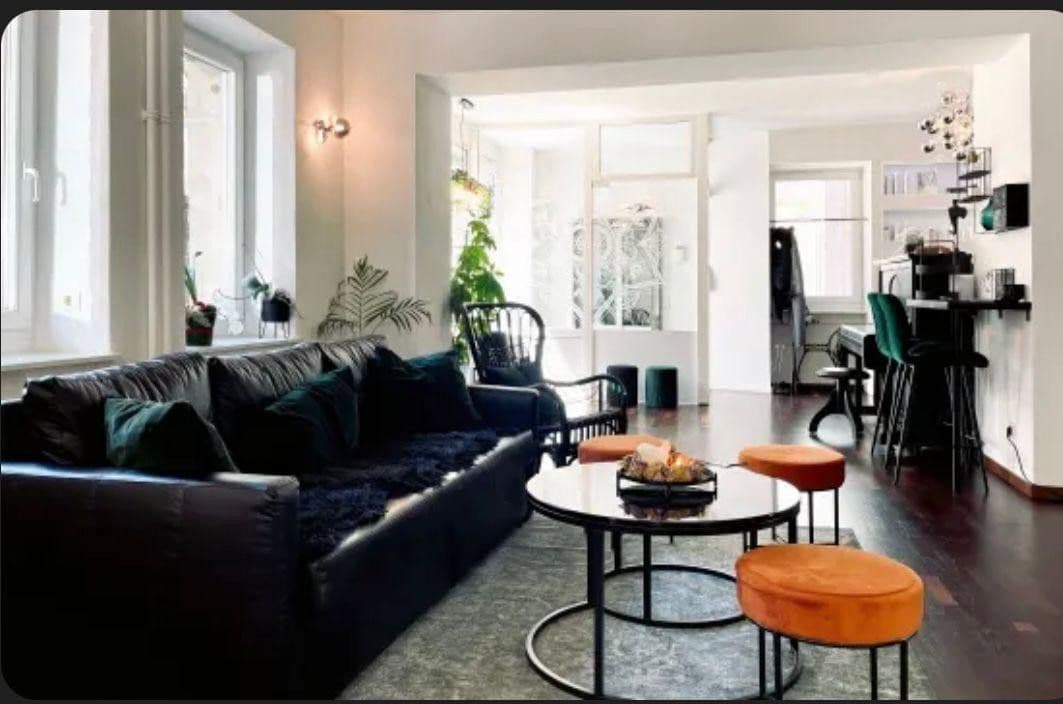 Pronájem nebytového prostoru 150 m², Böblingen, Bádensko-Württembersko Pronájem nebytového prostoru 150 m², Böblingen, Bádensko-Württembersko