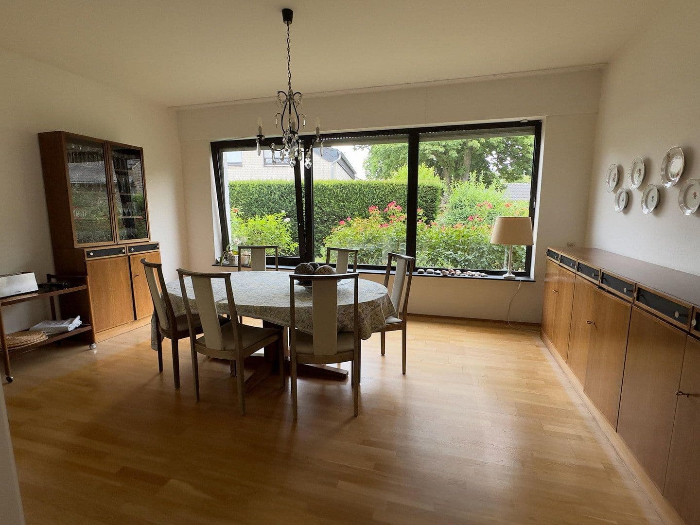 Pronájem domu 210 m², pozemek 790 m², Wesseling, Severní Porýní-Vestfálsko Pronájem domu 210 m², pozemek 790 m², Wesseling, Severní Porýní-Vestfálsko
