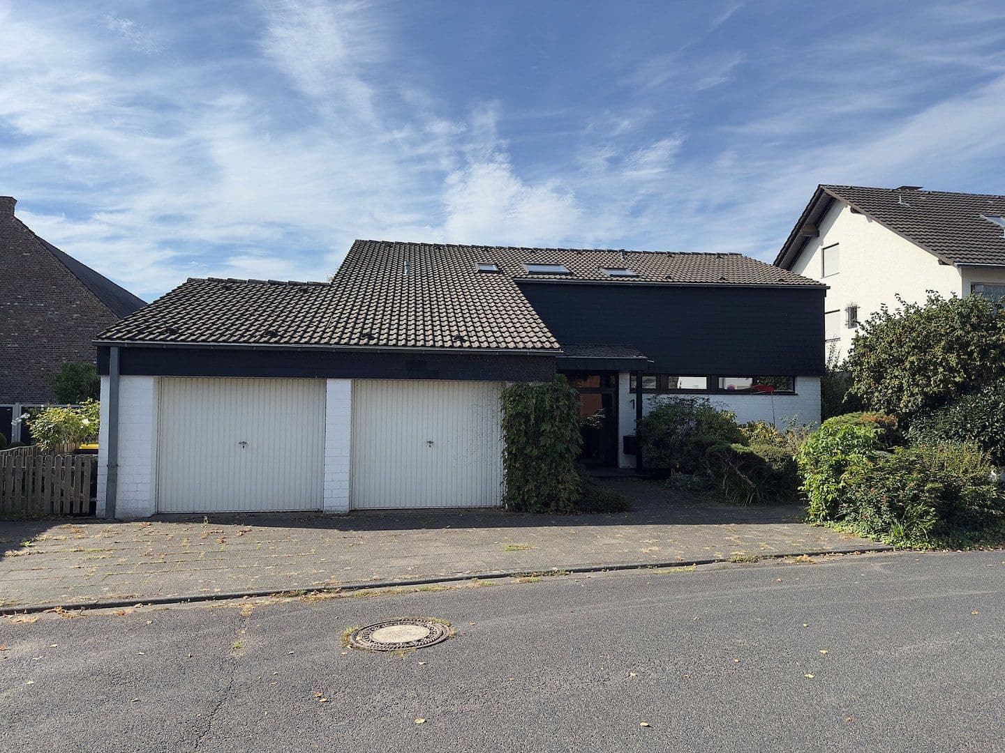 Pronájem domu 210 m², pozemek 790 m², Wesseling, Severní Porýní-Vestfálsko Pronájem domu 210 m², pozemek 790 m², Wesseling, Severní Porýní-Vestfálsko