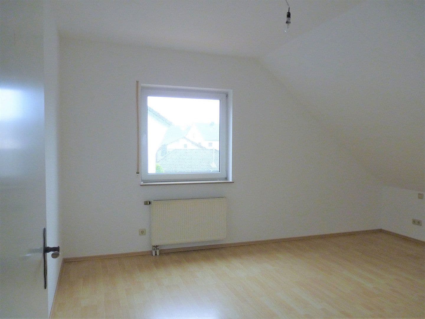 Pronájem bytu 4+1 100 m², Heilberscheid, Porýní-Falc Pronájem bytu 4+1 100 m², Heilberscheid, Porýní-Falc
