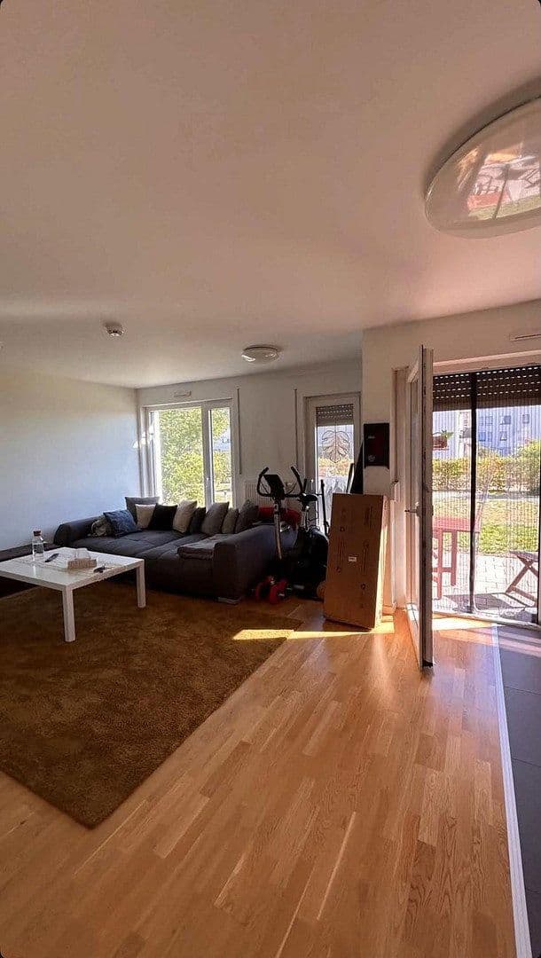 Pronájem bytu 2+1 50 m², Aristide-Briand-Str. 12, Herzogenaurach, Bavorsko Pronájem bytu 2+1 50 m², Aristide-Briand-Str. 12, Herzogenaurach, Bavorsko