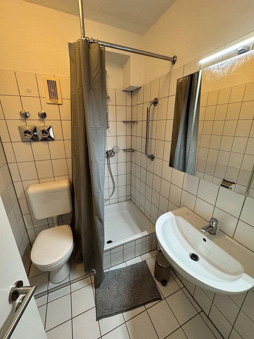 Pronájem bytu 1+1 29 m², Steffensweg 96, Bovenden, Dolní Sasko Pronájem bytu 1+1 29 m², Steffensweg 96, Bovenden, Dolní Sasko
