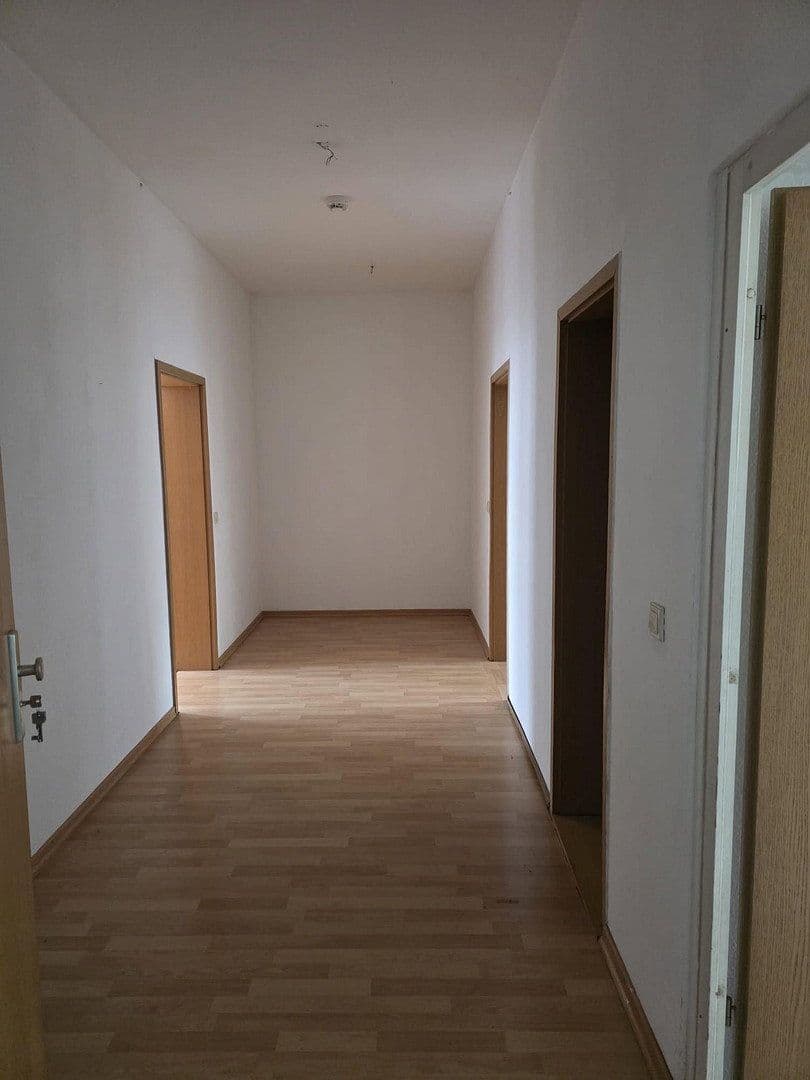 Pronájem bytu 2+1 58 m², Merseburgerstr. 197, Halle, Sasko-Anhaltsko Pronájem bytu 2+1 58 m², Merseburgerstr. 197, Halle, Sasko-Anhaltsko
