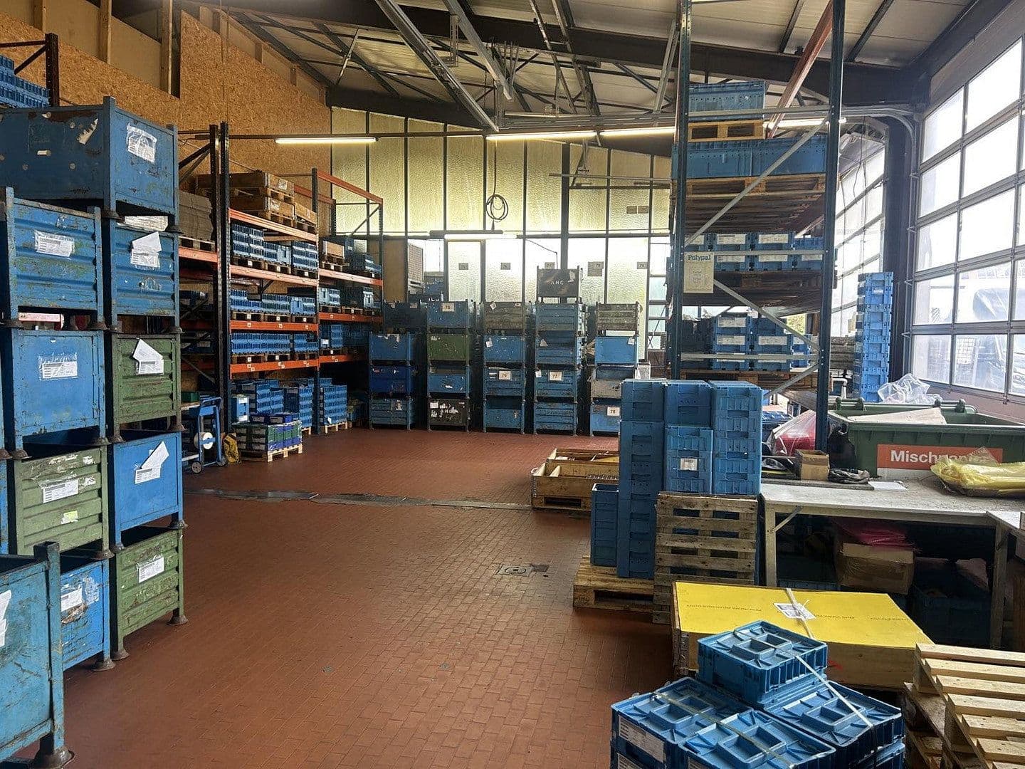 Pronájem nebytového prostoru 5.050 m², Illertissen, Bavorsko Pronájem nebytového prostoru 5.050 m², Illertissen, Bavorsko