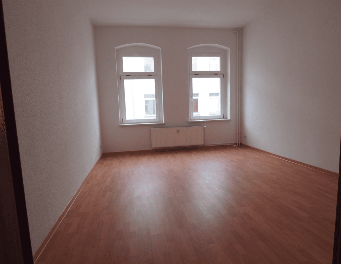 Pronájem bytu 3+1 81 m², Sagisdorfer Straße 7, Halle, Sasko-Anhaltsko Pronájem bytu 3+1 81 m², Sagisdorfer Straße 7, Halle, Sasko-Anhaltsko