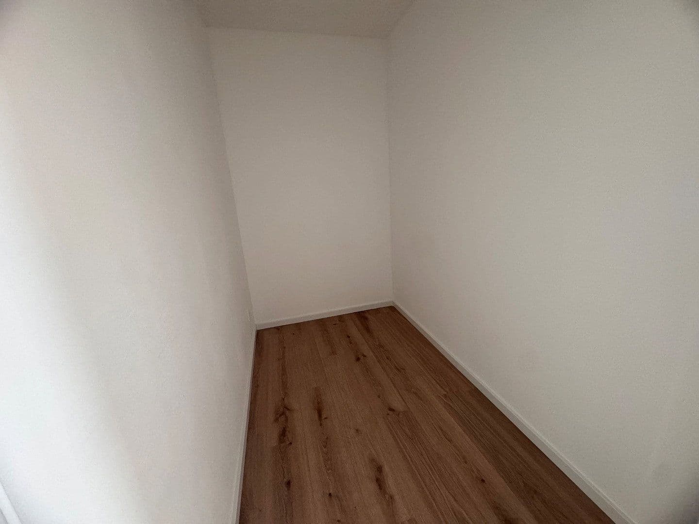 Pronájem bytu 3+1 81 m², Holbeinstraße 17, Nürnberg, Bavorsko Pronájem bytu 3+1 81 m², Holbeinstraße 17, Nürnberg, Bavorsko