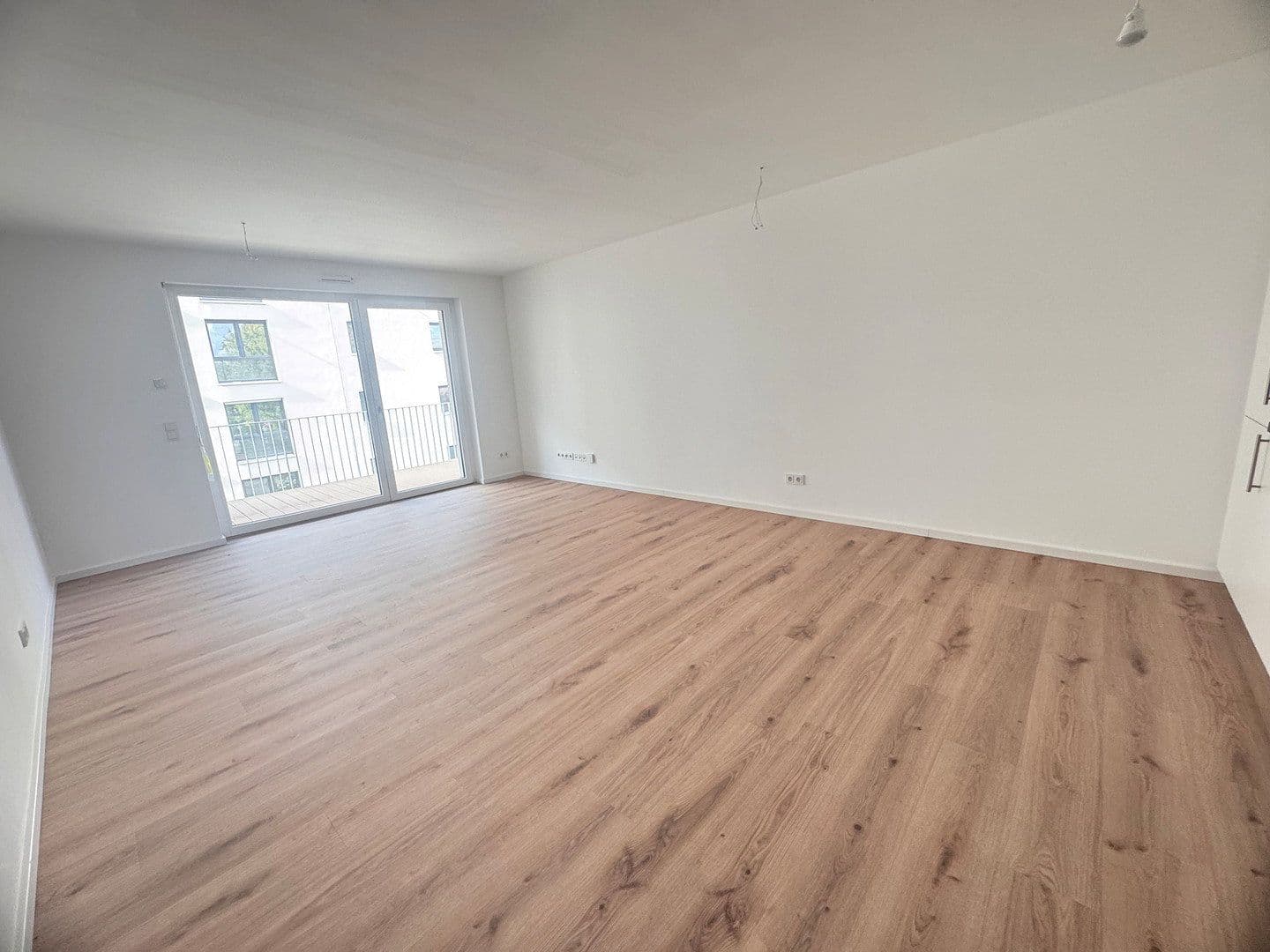 Pronájem bytu 3+1 81 m², Holbeinstraße 17, Nürnberg, Bavorsko Pronájem bytu 3+1 81 m², Holbeinstraße 17, Nürnberg, Bavorsko
