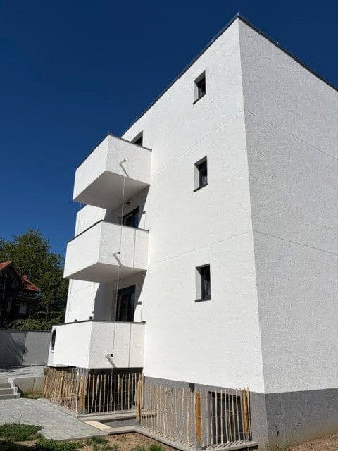Pronájem bytu 2+1 51 m², Metzingen, Bádensko-Württembersko Pronájem bytu 2+1 51 m², Metzingen, Bádensko-Württembersko