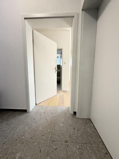 Pronájem bytu 2+1 51 m², Metzingen, Bádensko-Württembersko Pronájem bytu 2+1 51 m², Metzingen, Bádensko-Württembersko