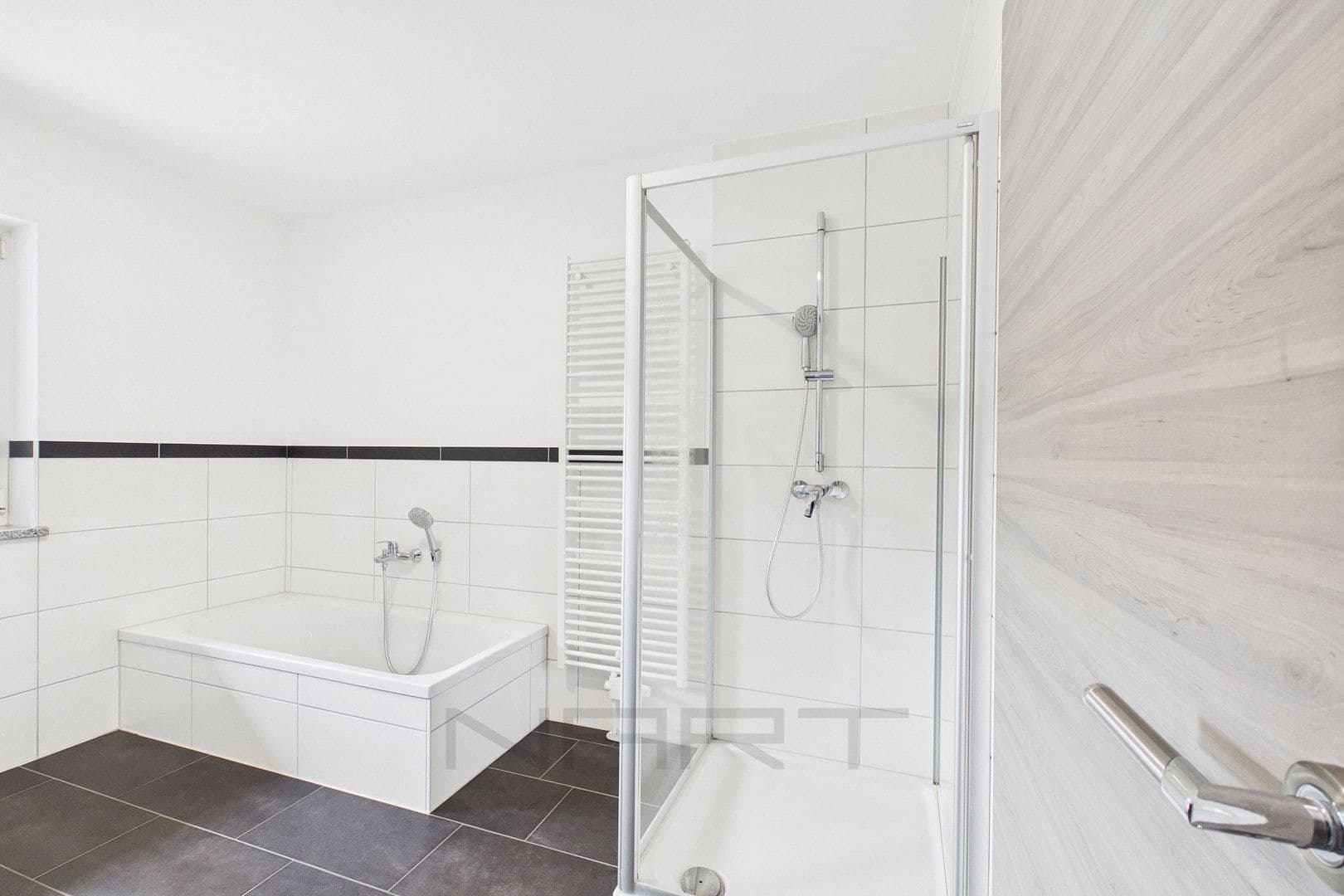 Prodej bytu 3+1 85 m², Wiesenweg 2, Hengersberg, Bavorsko Prodej bytu 3+1 85 m², Wiesenweg 2, Hengersberg, Bavorsko
