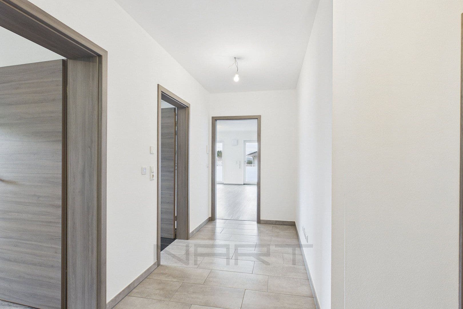Prodej bytu 3+1 85 m², Wiesenweg 2, Hengersberg, Bavorsko Prodej bytu 3+1 85 m², Wiesenweg 2, Hengersberg, Bavorsko