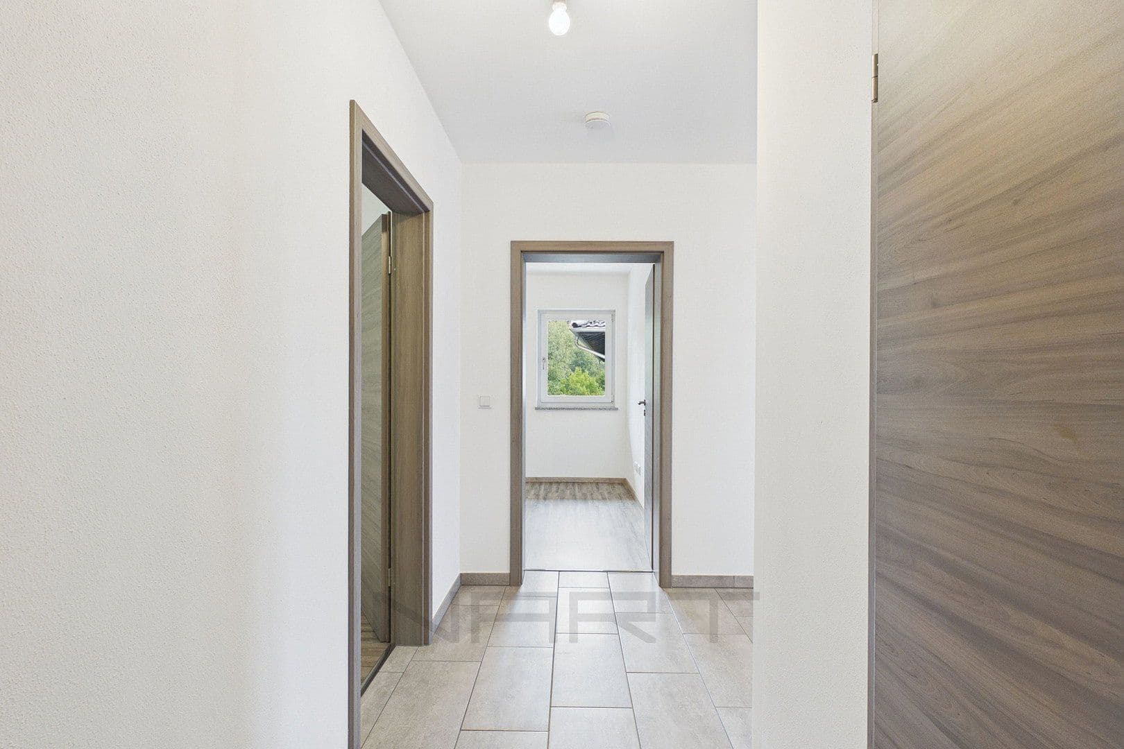 Prodej bytu 3+1 85 m², Wiesenweg 2, Hengersberg, Bavorsko Prodej bytu 3+1 85 m², Wiesenweg 2, Hengersberg, Bavorsko
