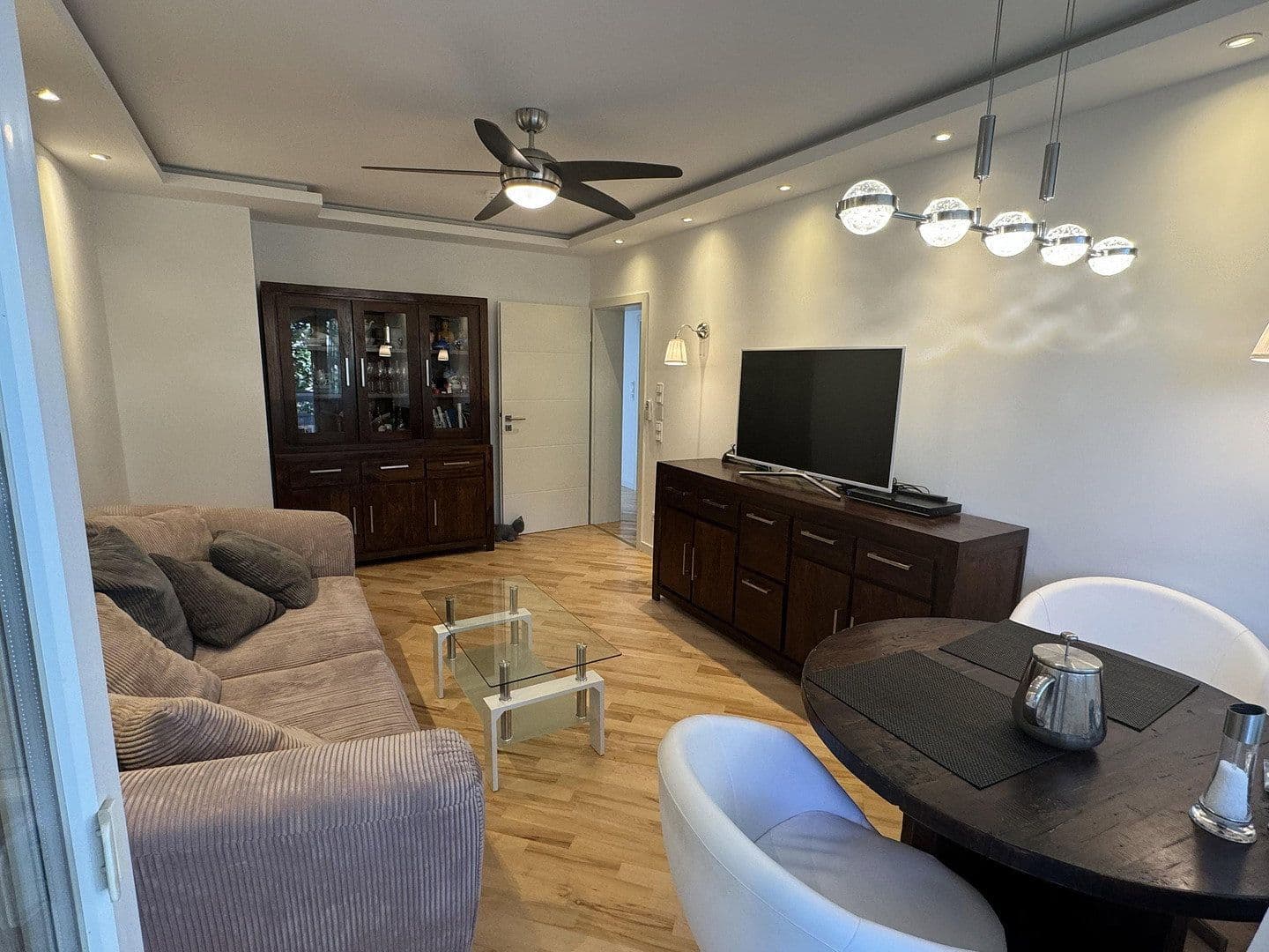 Prodej bytu 3+1 57 m², Berlin, Berlín Prodej bytu 3+1 57 m², Berlin, Berlín