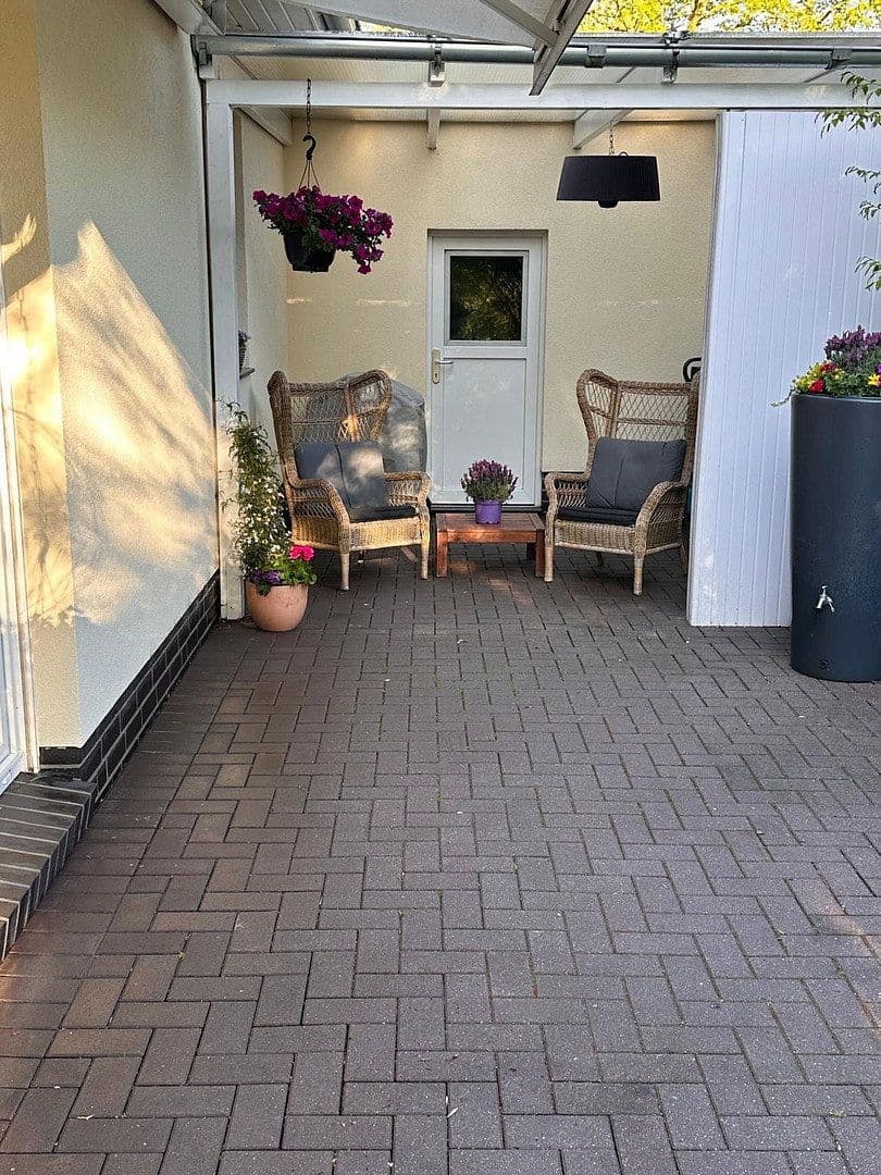 Prodej domu 149 m², pozemek 1.000 m², Hude (Oldenburg), Dolní Sasko Prodej domu 149 m², pozemek 1.000 m², Hude (Oldenburg), Dolní Sasko