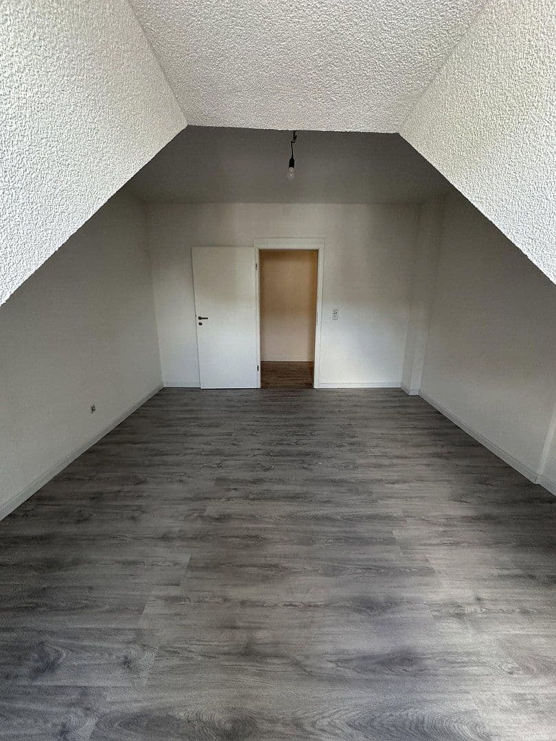 Pronájem bytu 5+1 110 m², Gelsenkirchen, Severní Porýní-Vestfálsko Pronájem bytu 5+1 110 m², Gelsenkirchen, Severní Porýní-Vestfálsko