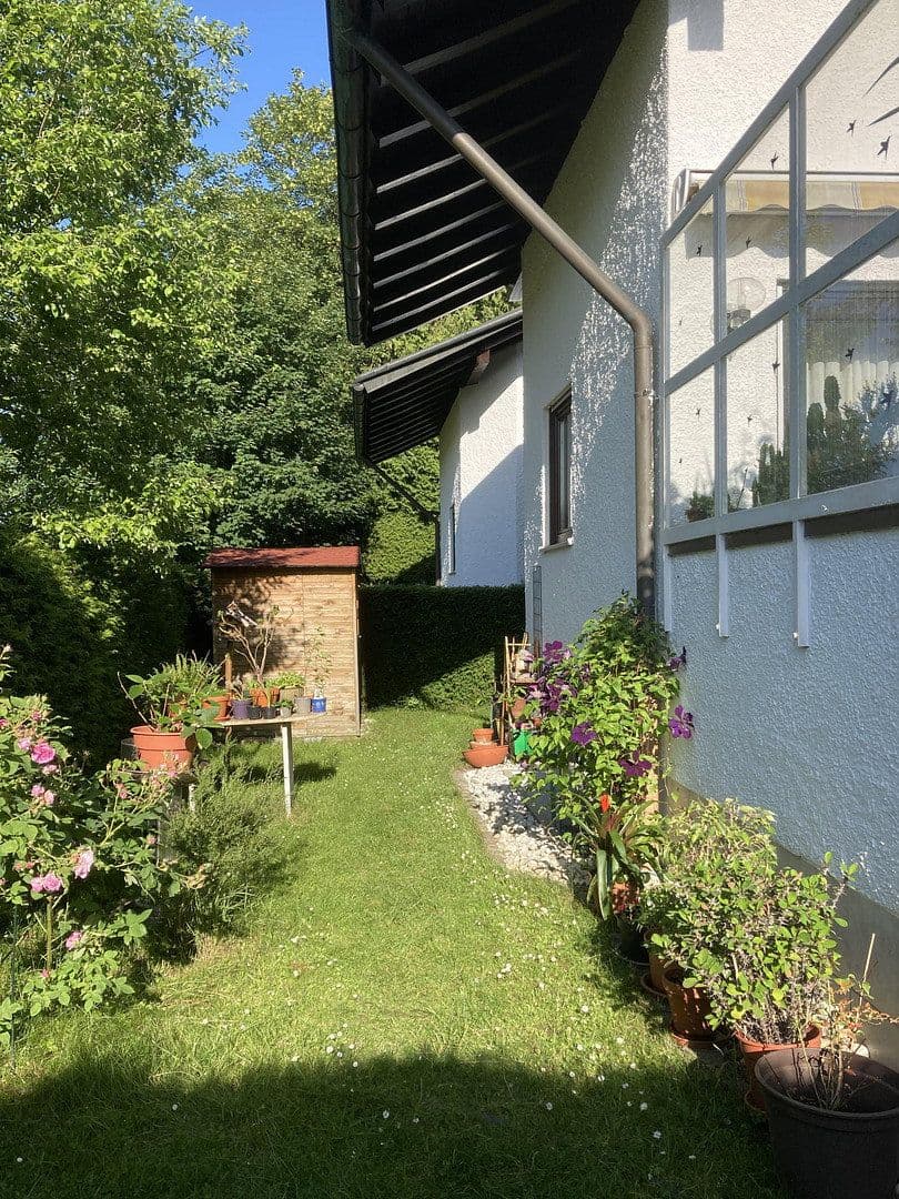 Prodej domu 120 m², pozemek 270 m², Groebenzell, Bavorsko Prodej domu 120 m², pozemek 270 m², Groebenzell, Bavorsko