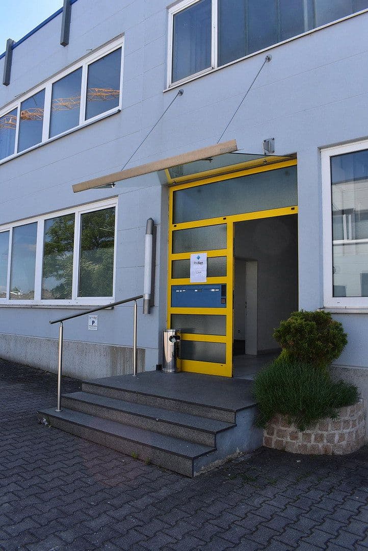 Pronájem kanceláře 168 m², Augsburg, Bavorsko Pronájem kanceláře 168 m², Augsburg, Bavorsko